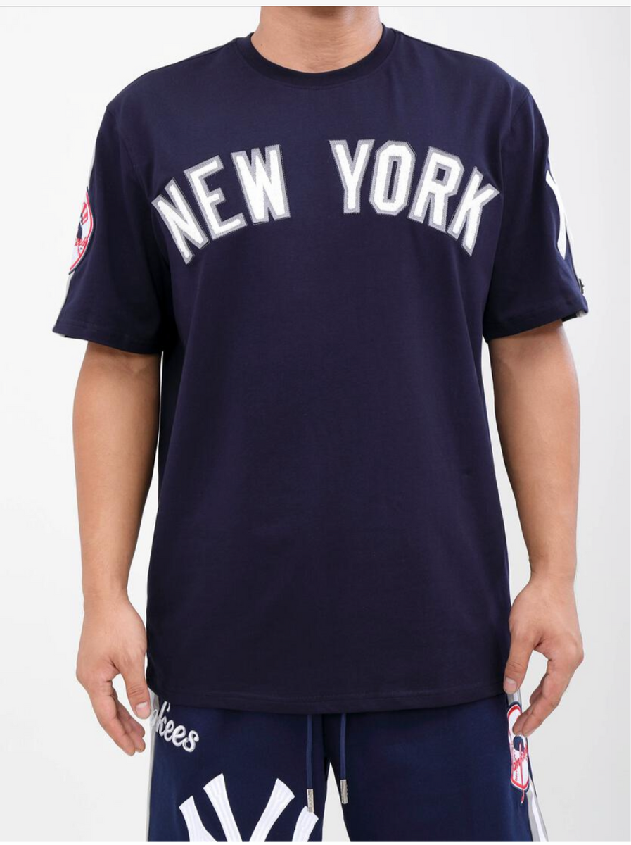 Men's Pro Standard New York Yankees 2 Piece Short Set – Unleashed  Streetwear and Apparel