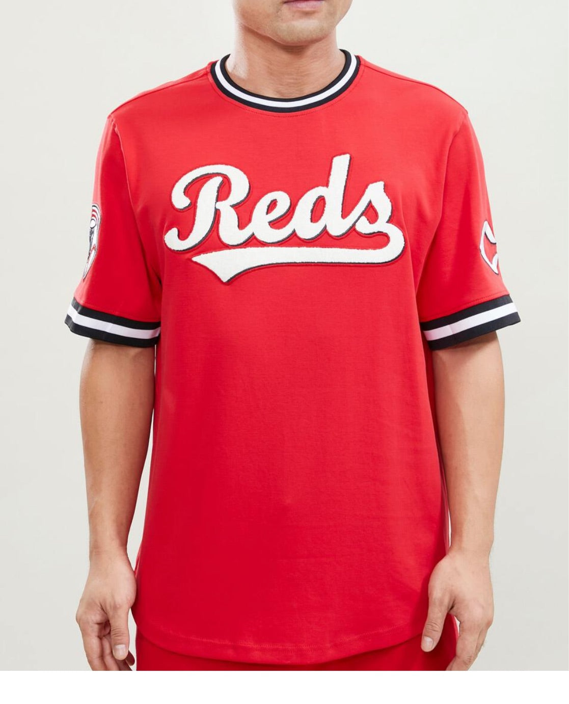 Pro Standard Men’s Cincinnati Reds Jersey Tee Shirt