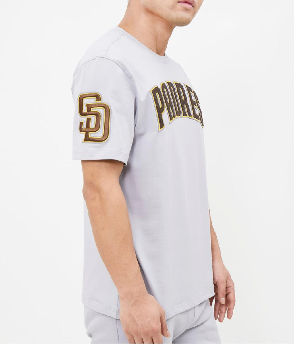 Pro Standard 2 Piece San Diego Padres Short Set