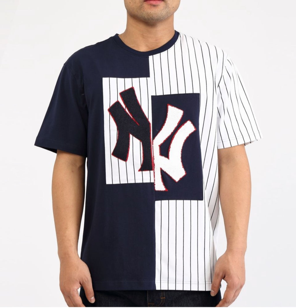 Pro Standard NY Yankees Pin Stripe Sports Tee Shirt