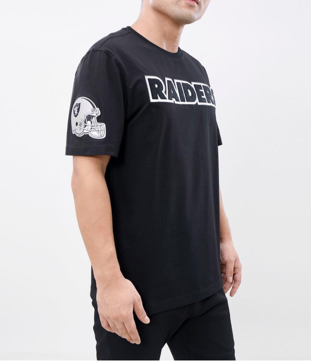 Pro Standard 2 Piece Oakland Raiders Short Set