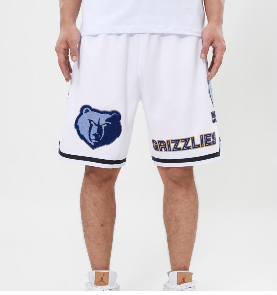 uniform memphis grizzlies shorts white